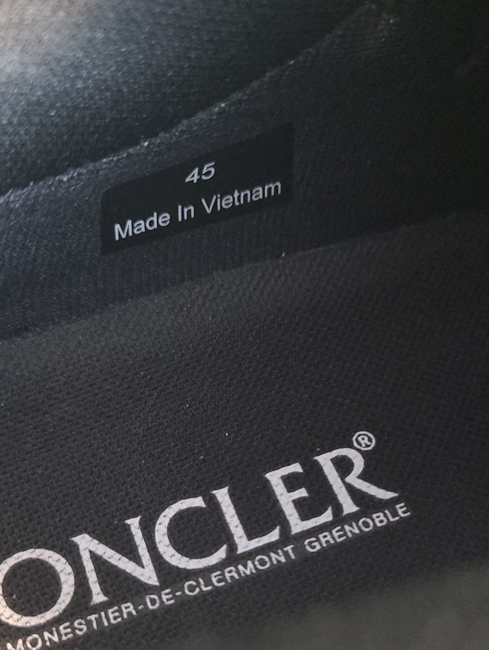 Moncler Trailgrip GTX Mens 12 / 45 - Picture 4 of 10